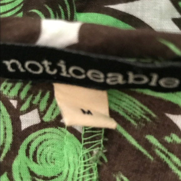 Noticable Tunic - Picture 5 of 5